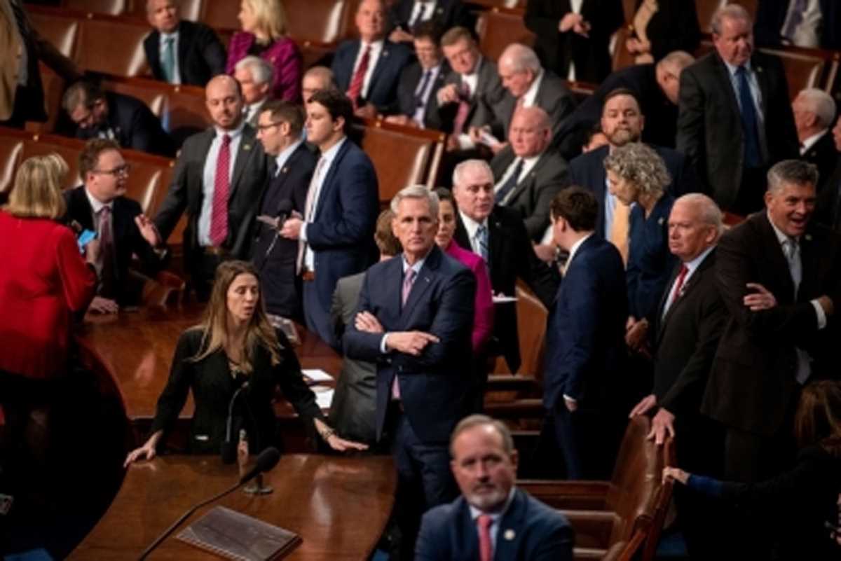 गतिरोध के बावजूद अमेरिकी प्रतिनिधि सभा को आखिरकार एक स्पीकर मिला